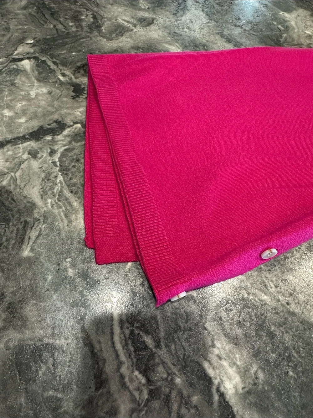 Puli Pashmina-Type Wrap with Buttons